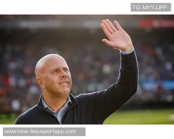 斯洛特获最佳教练奖却未亲自领奖利物浦大使代替出席仪式