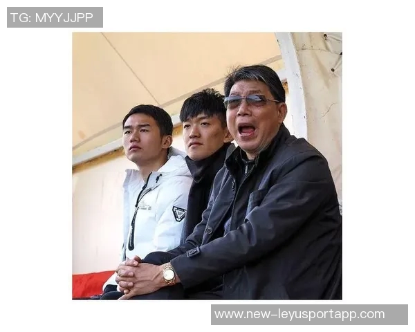 上海青训阴盛阳衰现状显著81岁根宝努力维持最后的尊严与希望 上海青训阴盛阳衰现状显著81岁根宝努力维持最后的尊严与希望