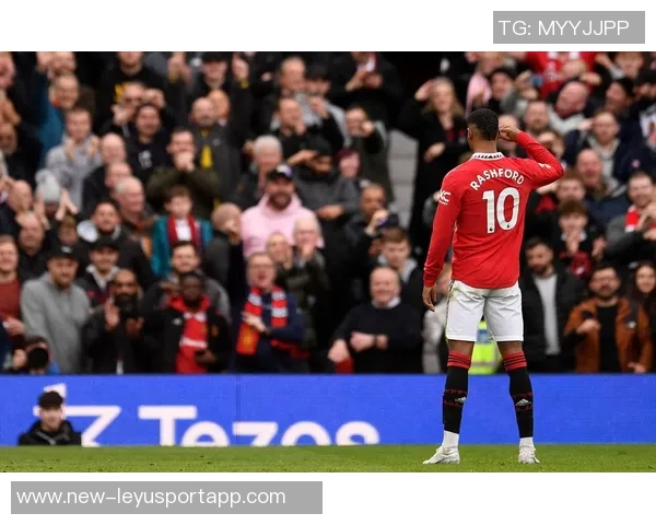 英格兰世界杯新队服曝光贝林汉姆拉什福德等五名球员亮相