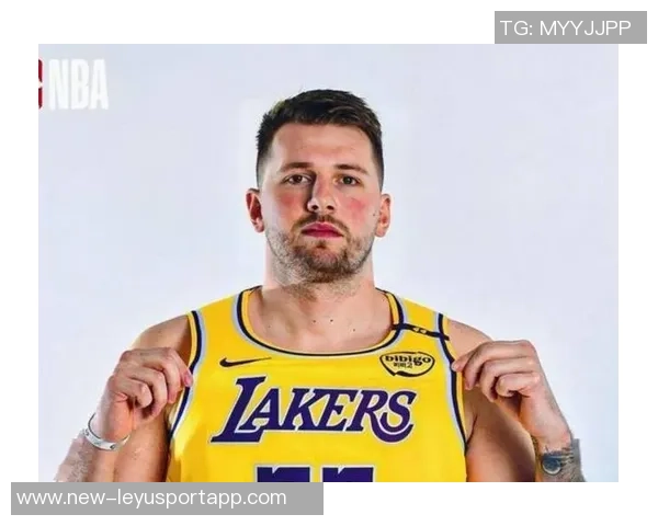 东契奇喜迎第二女儿命名为马特奥奥斯汀东契奇传递幸福时刻